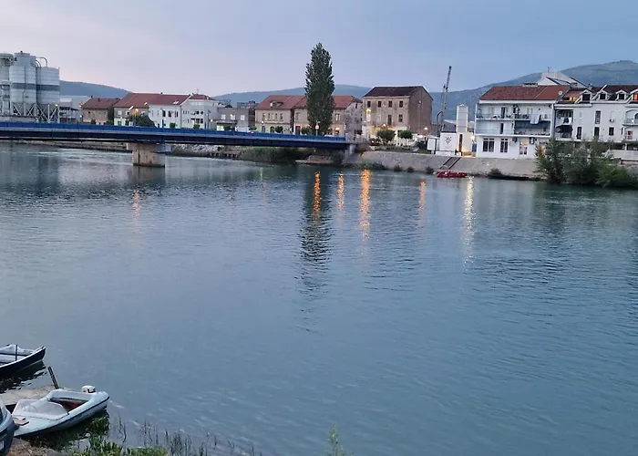 Boras * Metković