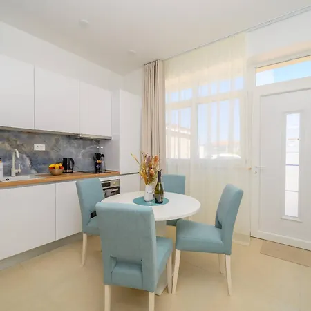 Boras Apartamento Metković